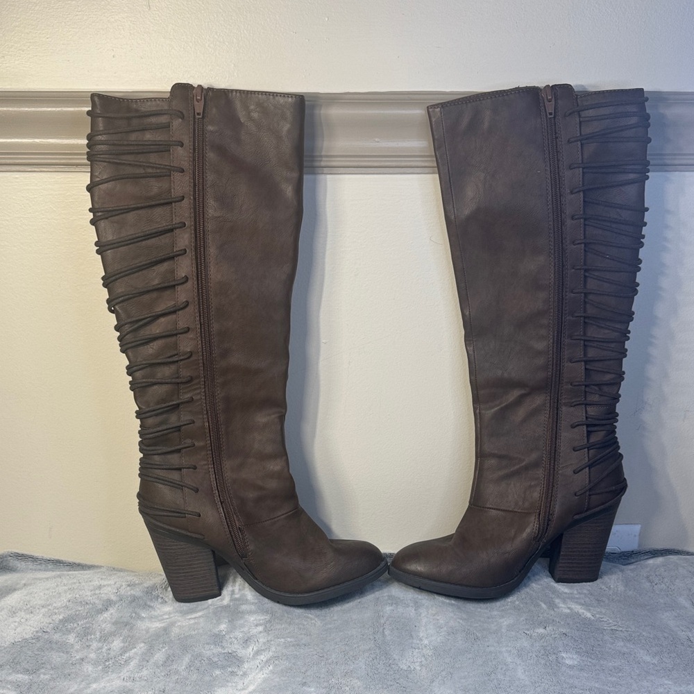 Mossimo Supply Co. Dark Brown Knee High Boots - Lace Up Back Detail - Size 7 - Picture 10 of 10